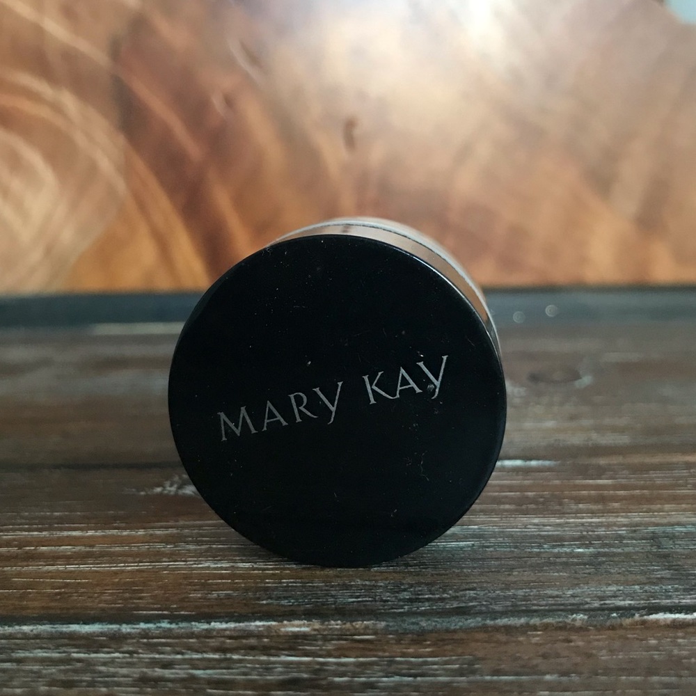 Mary Kay Gel Eyeliner